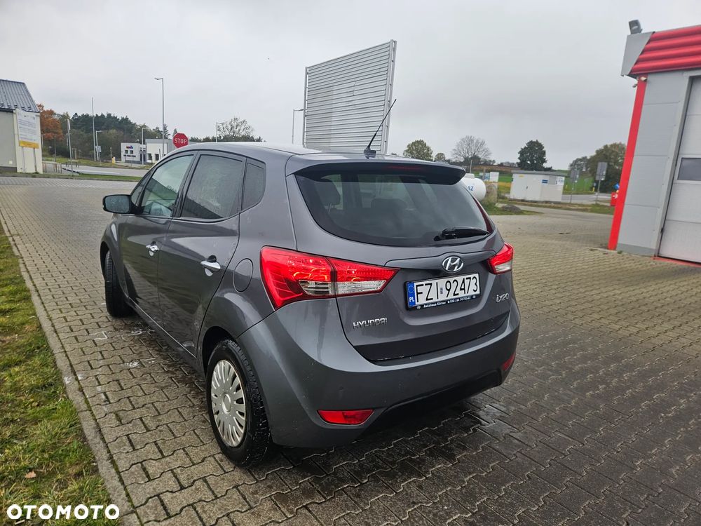 Hyundai ix20 - 8