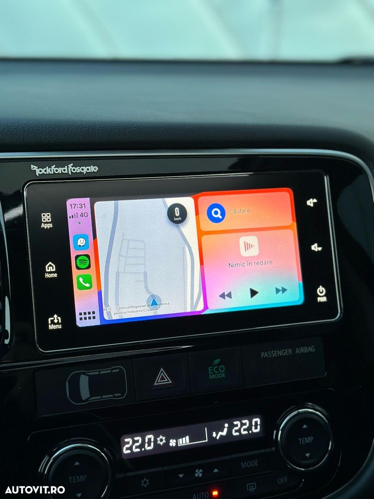 Mitsubishi Outlander - 15