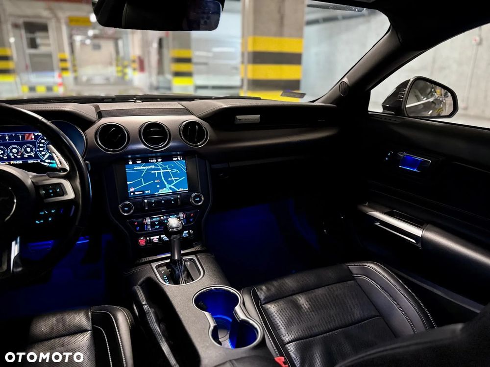 Ford Mustang 5.0 V8 GT - 16