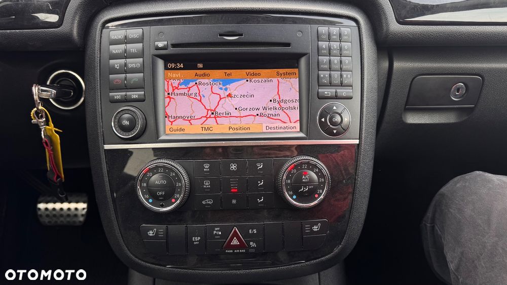 Mercedes-Benz Klasa R 300 CDI 7G-TRONIC DPF BlueEFFICIENCY Grand Edition - 31