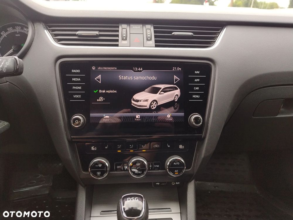 Skoda Octavia 2.0 TDI DSG Style - 11