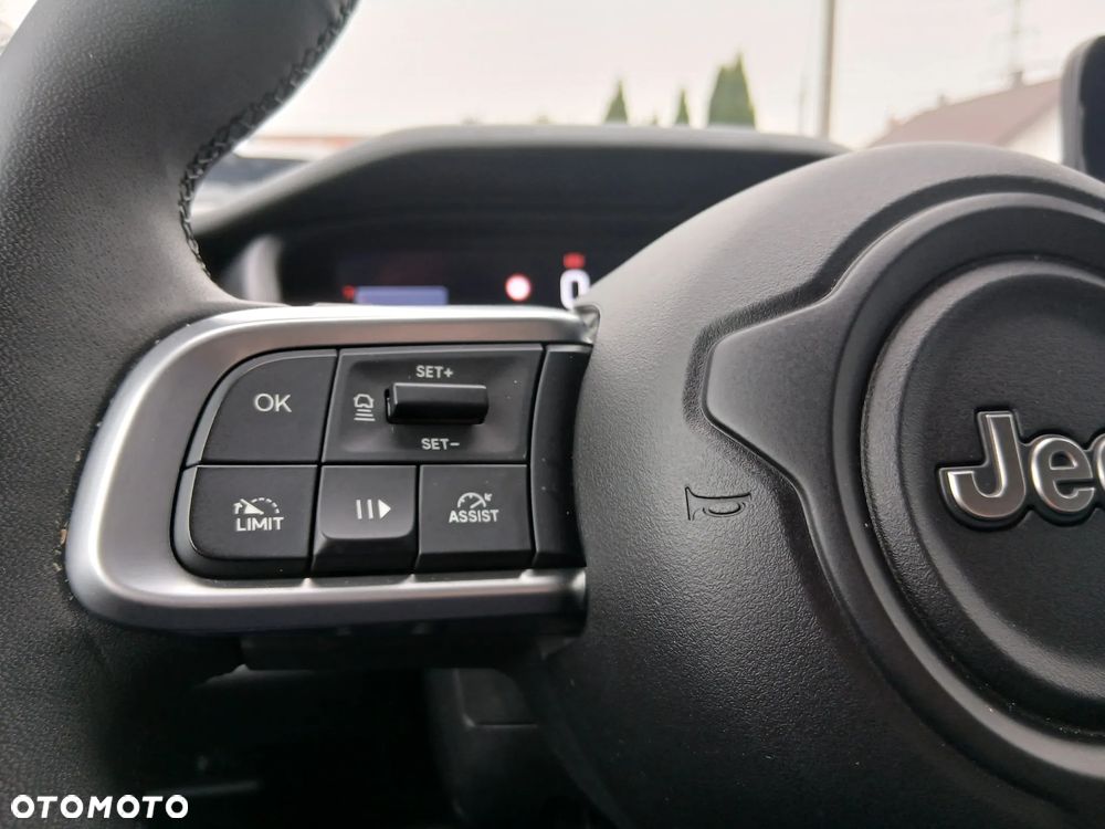 Jeep Avenger 1.2 GSE T3 Altitude FWD - 20