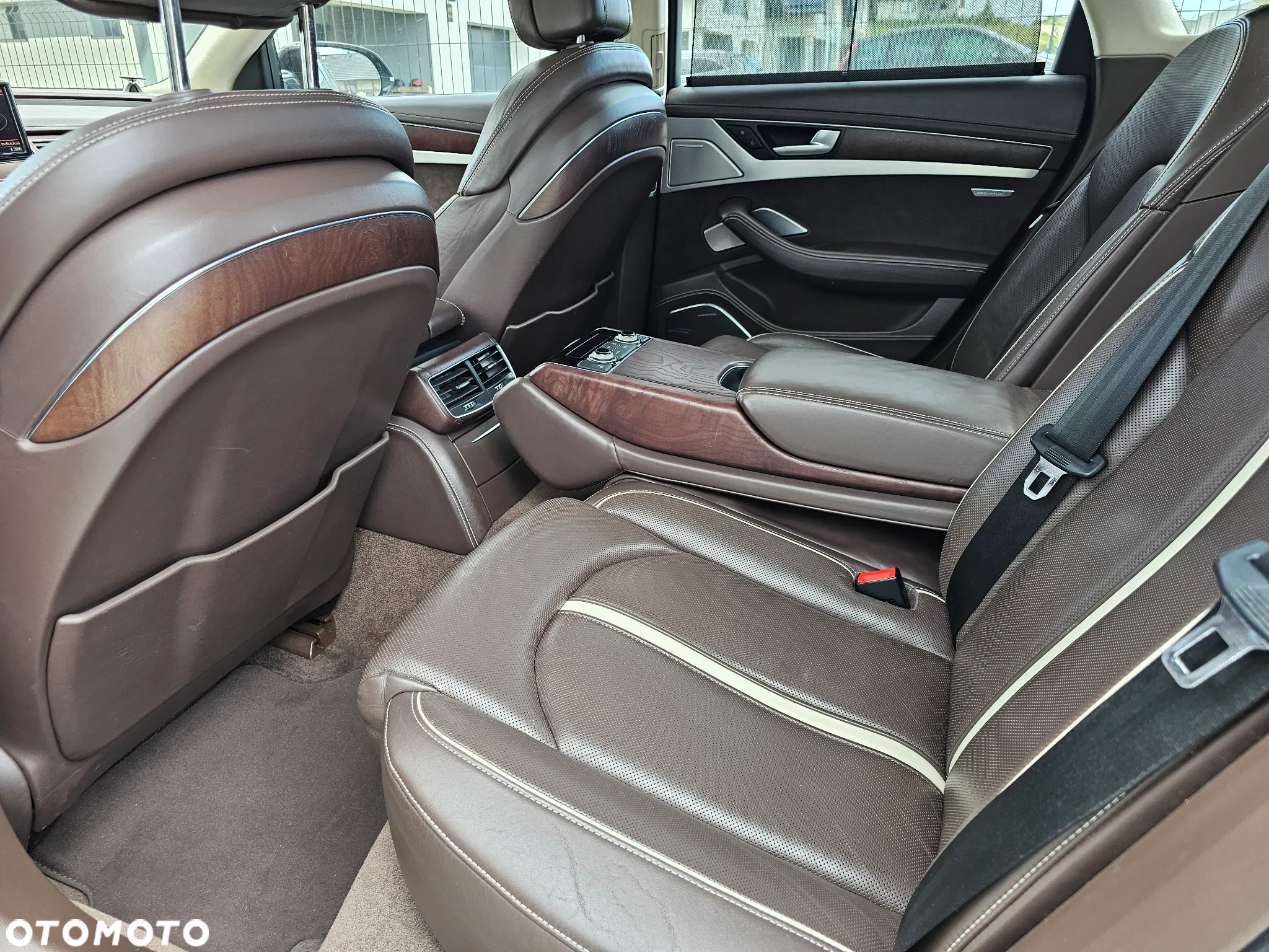 Audi A8 4.2 TDI Quattro - 13
