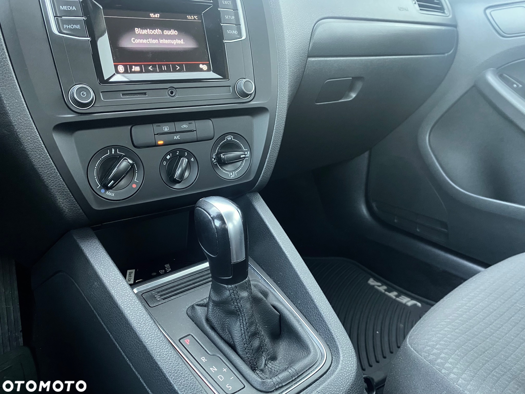 Volkswagen Jetta 1.4 TSI DSG BlueMotion Technology - 39