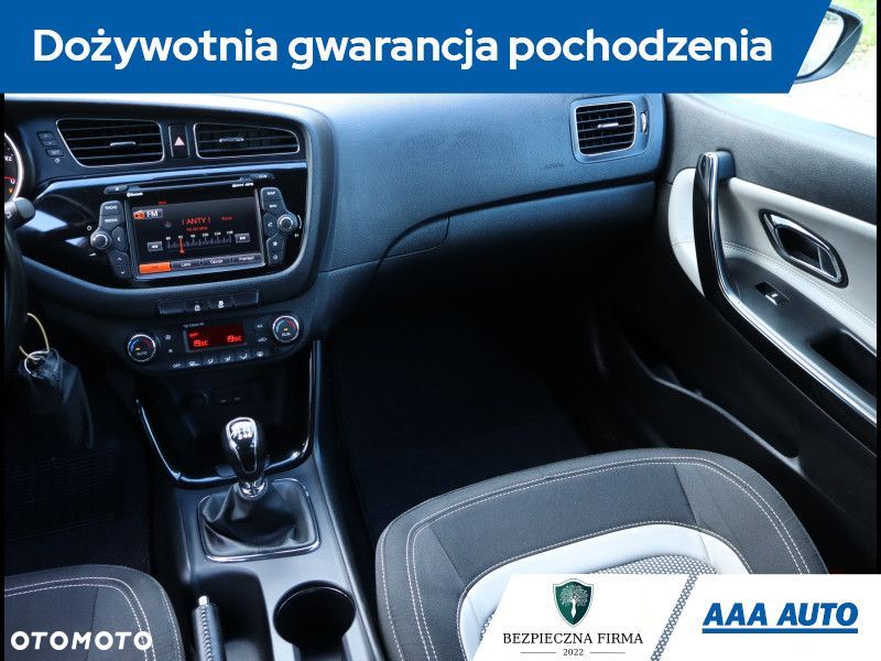Kia Ceed - 9