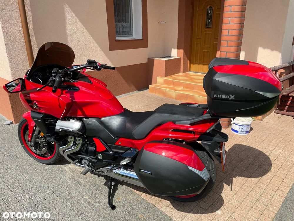 Honda CTX - 15