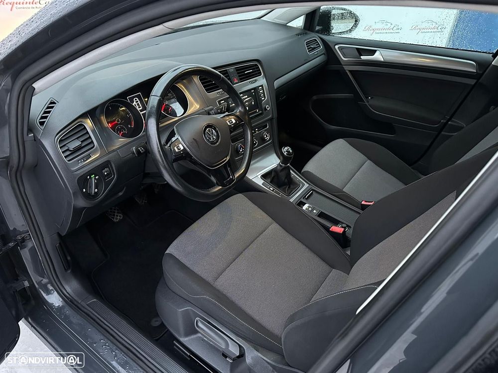 VW Golf 1.6 TDi BlueMotion Trendline - 9