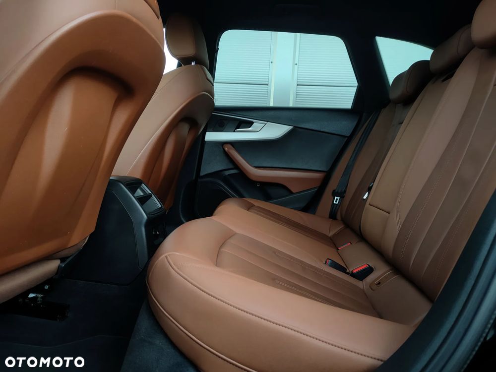 Audi A4 Avant 35 TFSI S tronic - 38