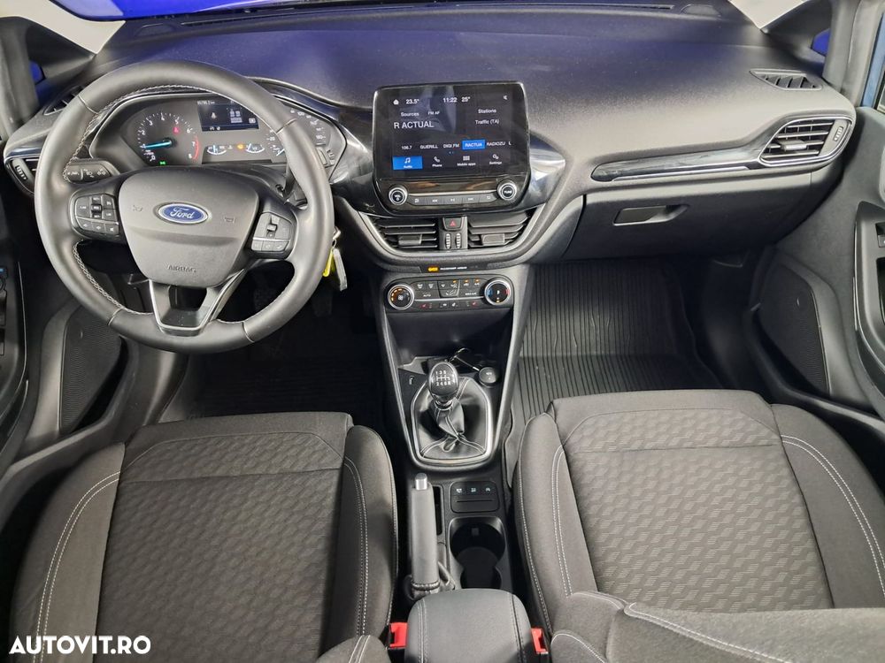 Ford Fiesta - 12
