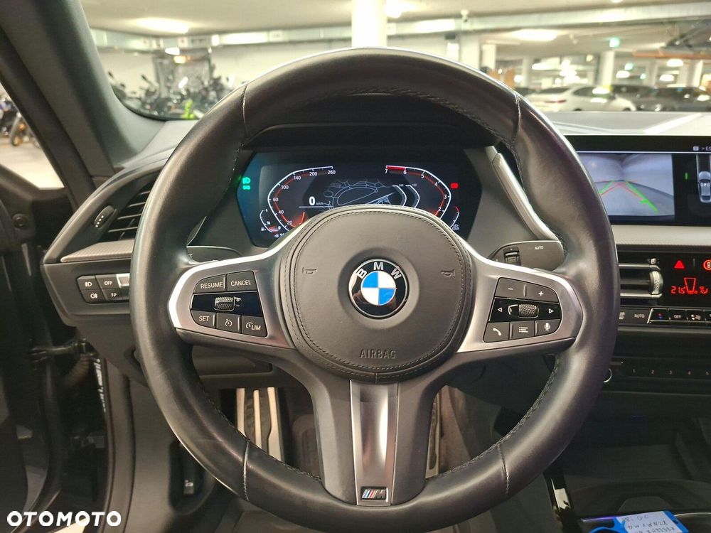 BMW Seria 2 218i M Sport - 9