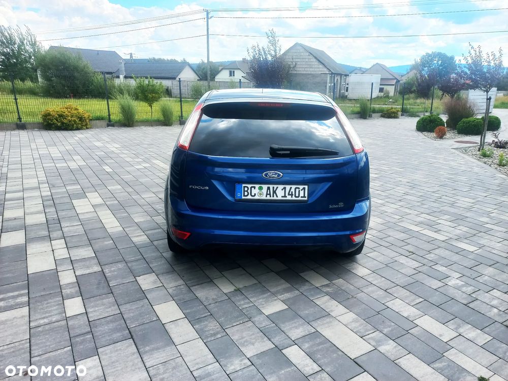 Ford Focus 1.6 16V Ambiente - 7