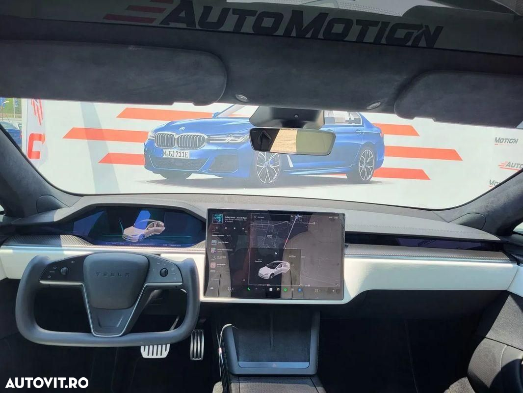 Tesla Model S Plaid - 10