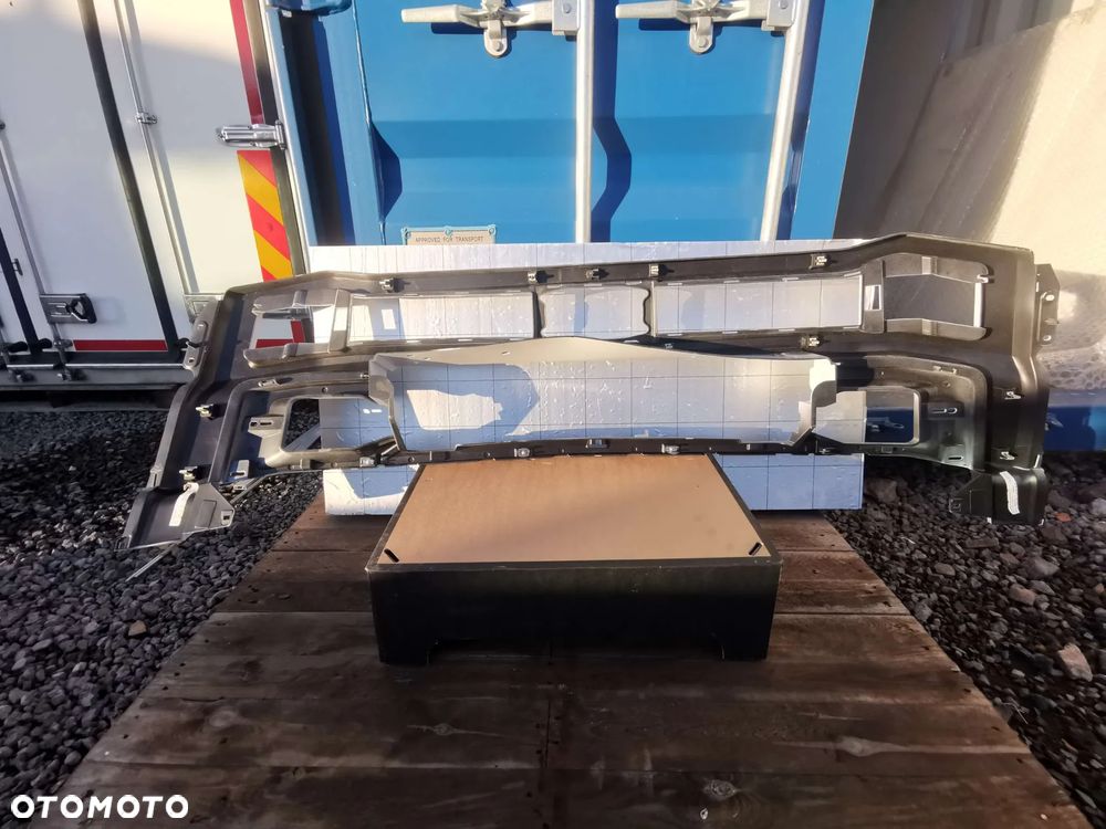 T316323 Zderzak Ford F-max - 6