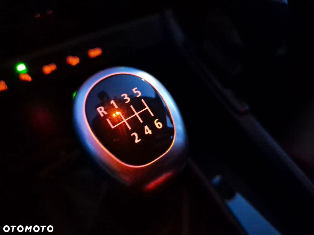BMW X1 xDrive18d Sport Line - 32