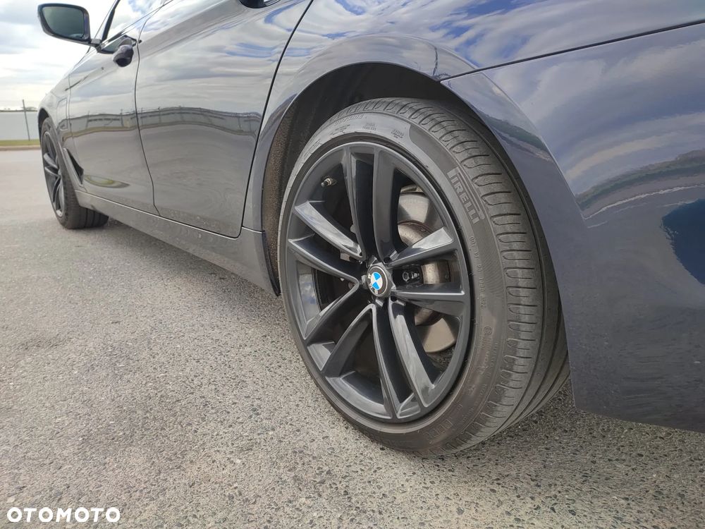 BMW Seria 5 - 12