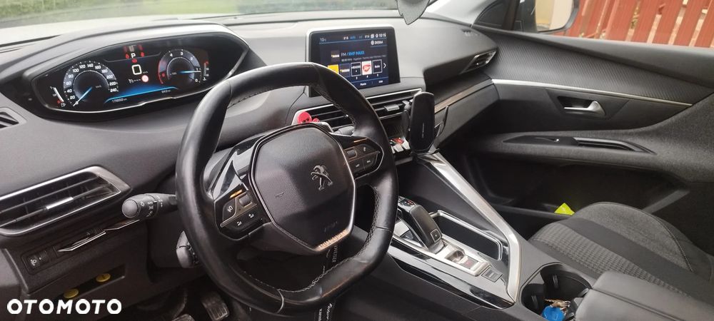 Peugeot 5008 1.5 BlueHDI Crossway S&S EAT8 - 24