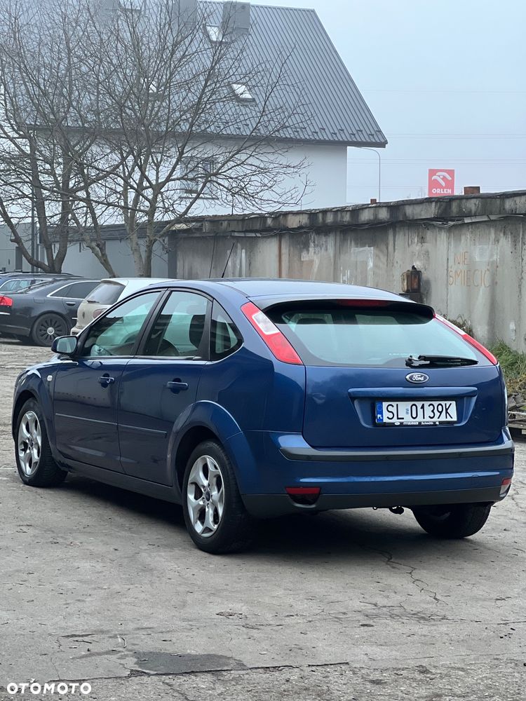 Ford Focus 1.6 16V Titanium - 6