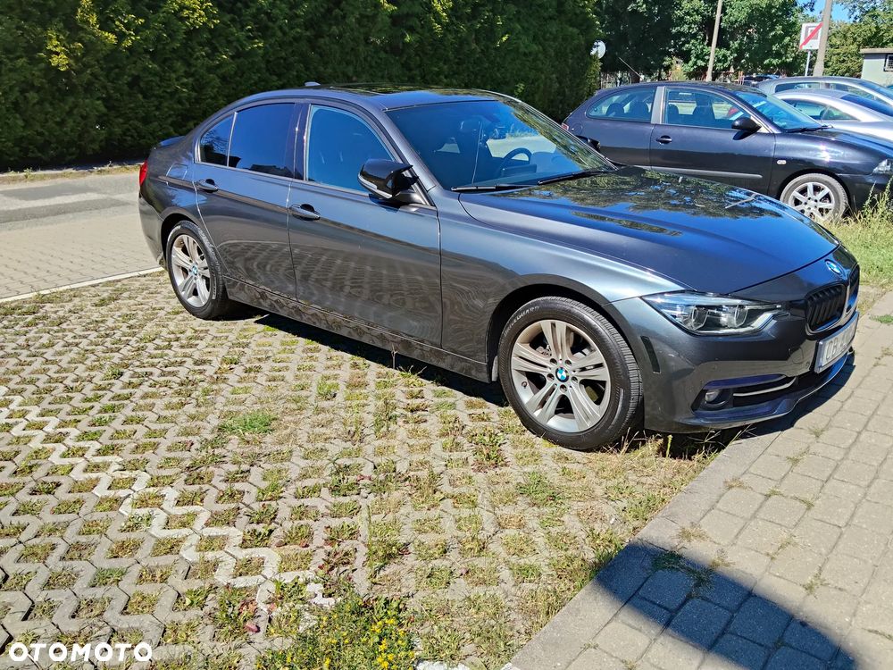 BMW Seria 3 328i xDrive Sport Line - 2