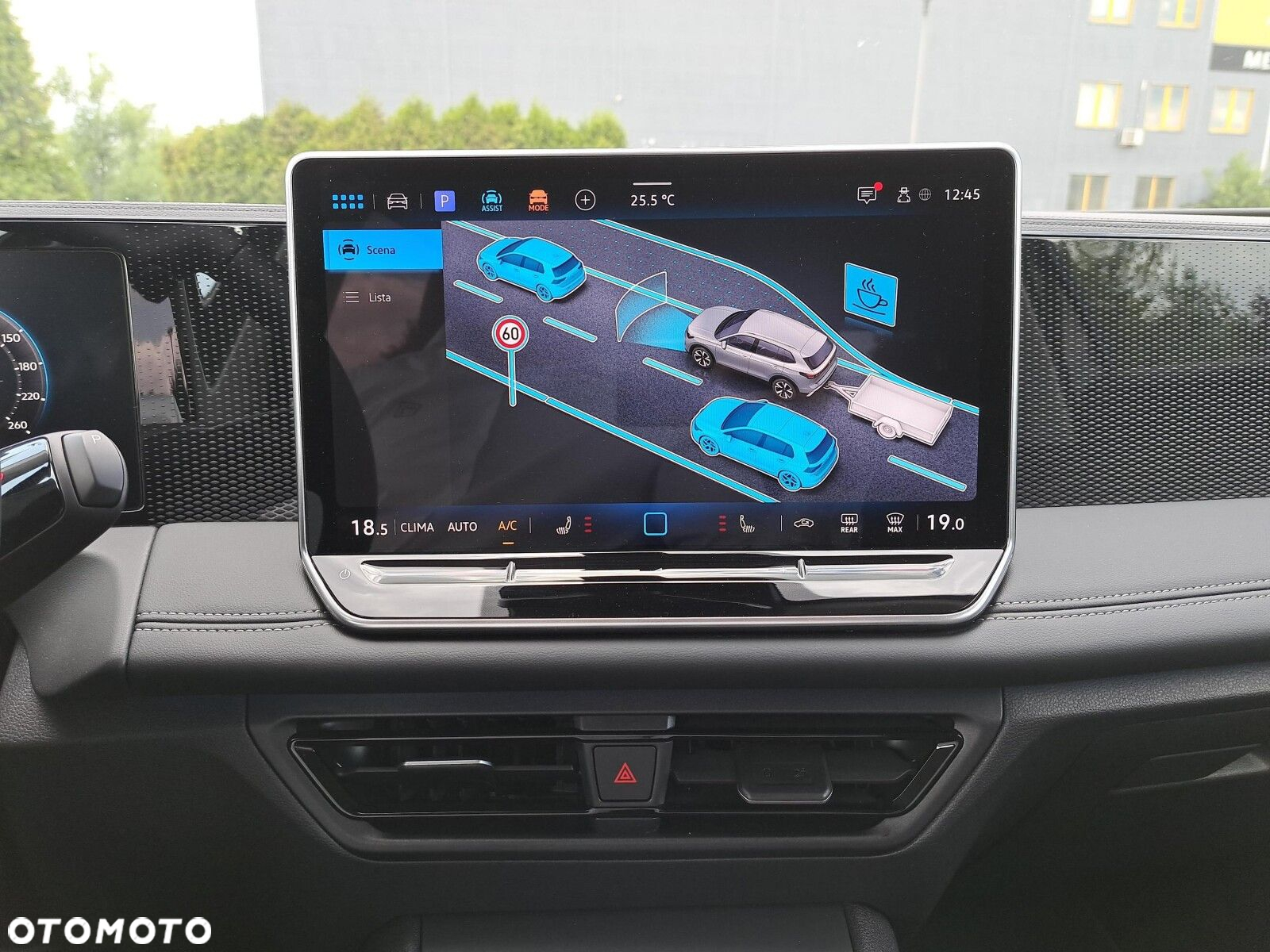 Volkswagen Tiguan - 21