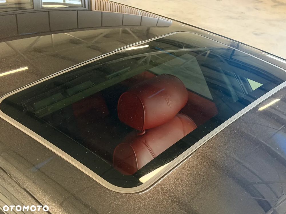 Maserati Quattroporte - 16