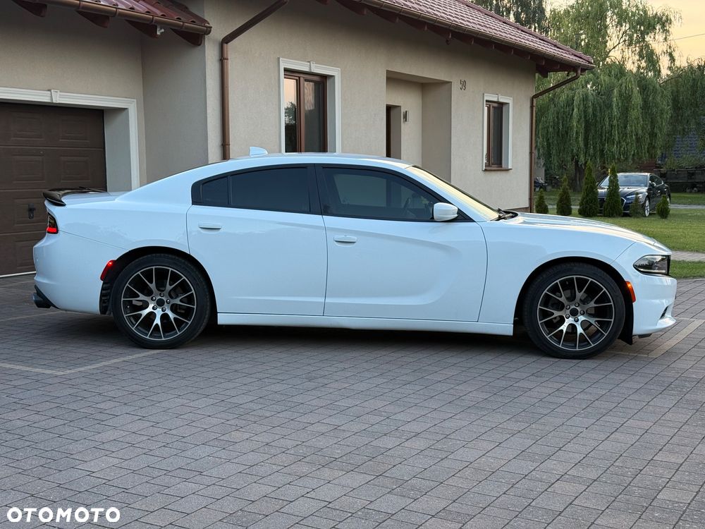 Dodge Charger - 5
