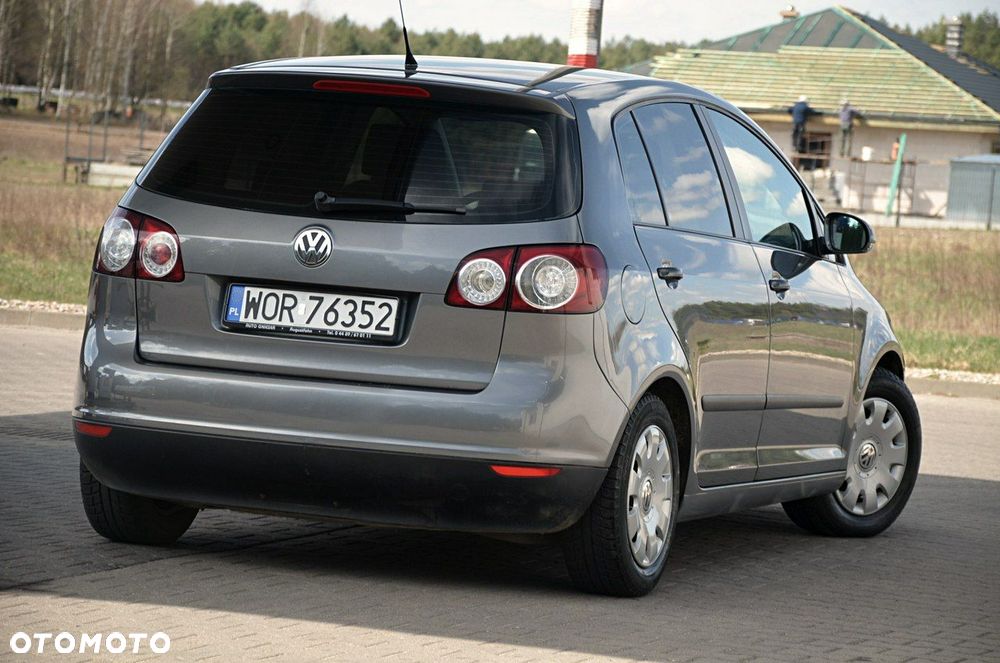 Volkswagen Golf Plus - 9