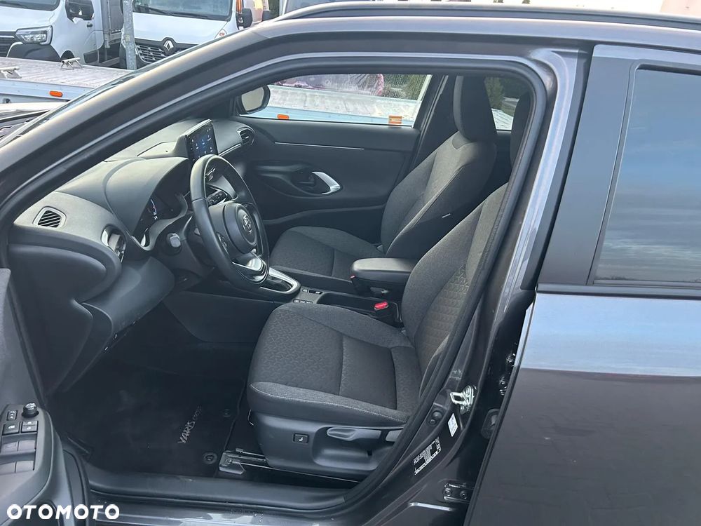 Toyota Yaris Cross Hybrid 1.5 Comfort - 18