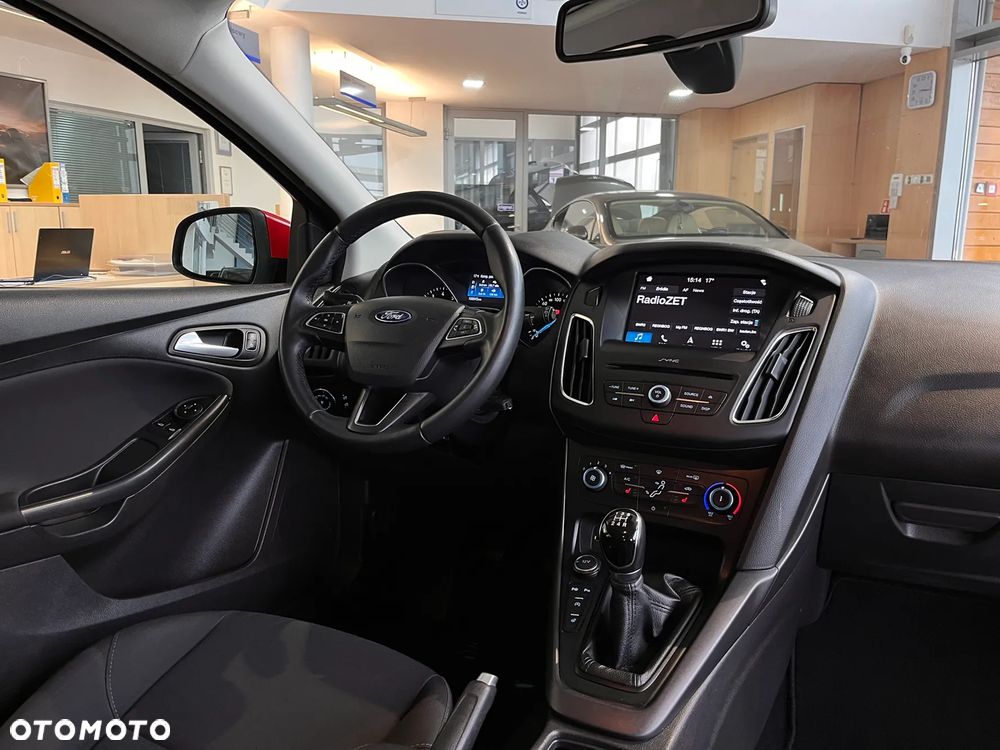 Ford Focus 1.0 EcoBoost 99g Titanium - 24