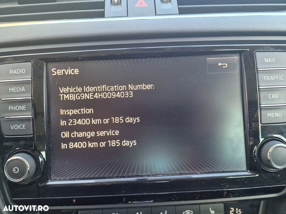 Skoda Octavia 1.6 TDI (Green tec) DSG Style - 11