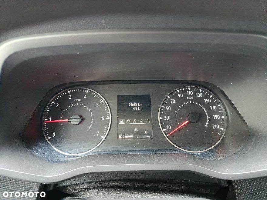 Renault Trafic - 12