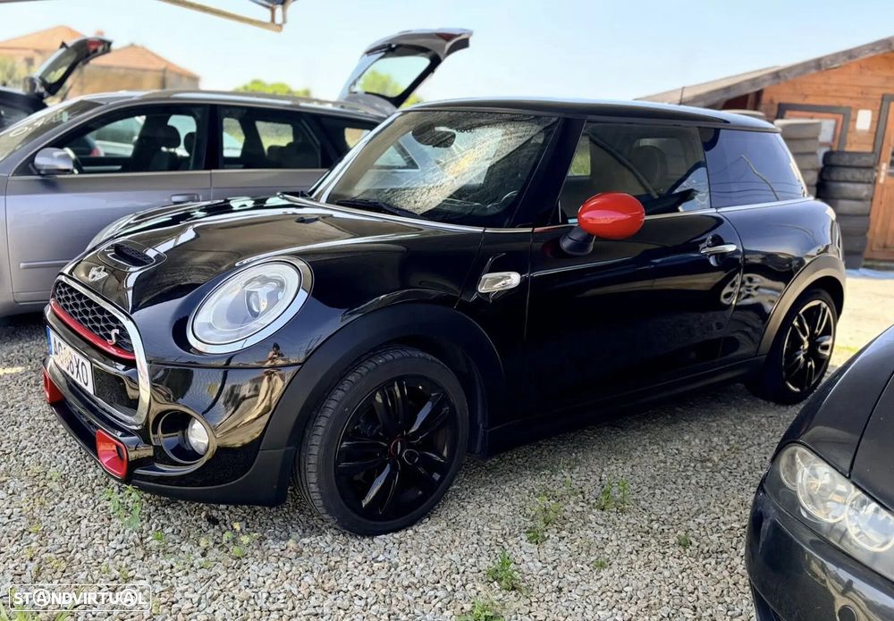 MINI 3 Portas Cooper SD - 21