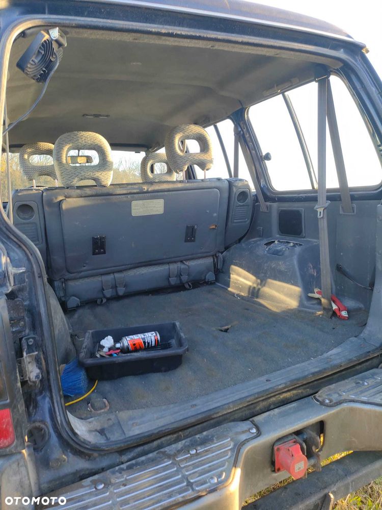 Mitsubishi Pajero - 8