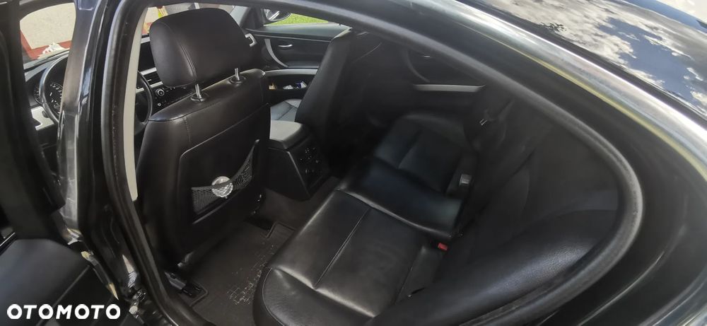 BMW Seria 3 316i - 11