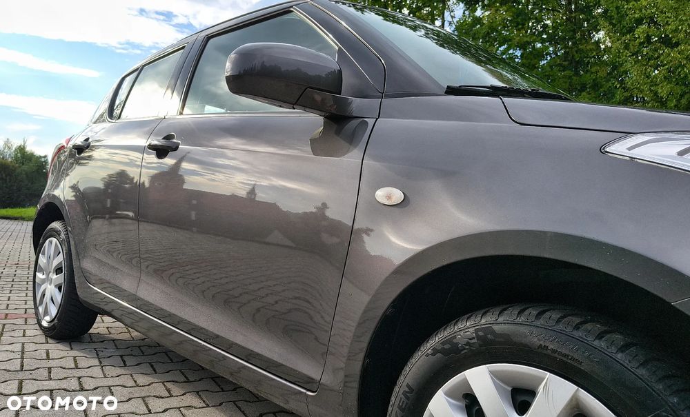 Suzuki Swift - 11
