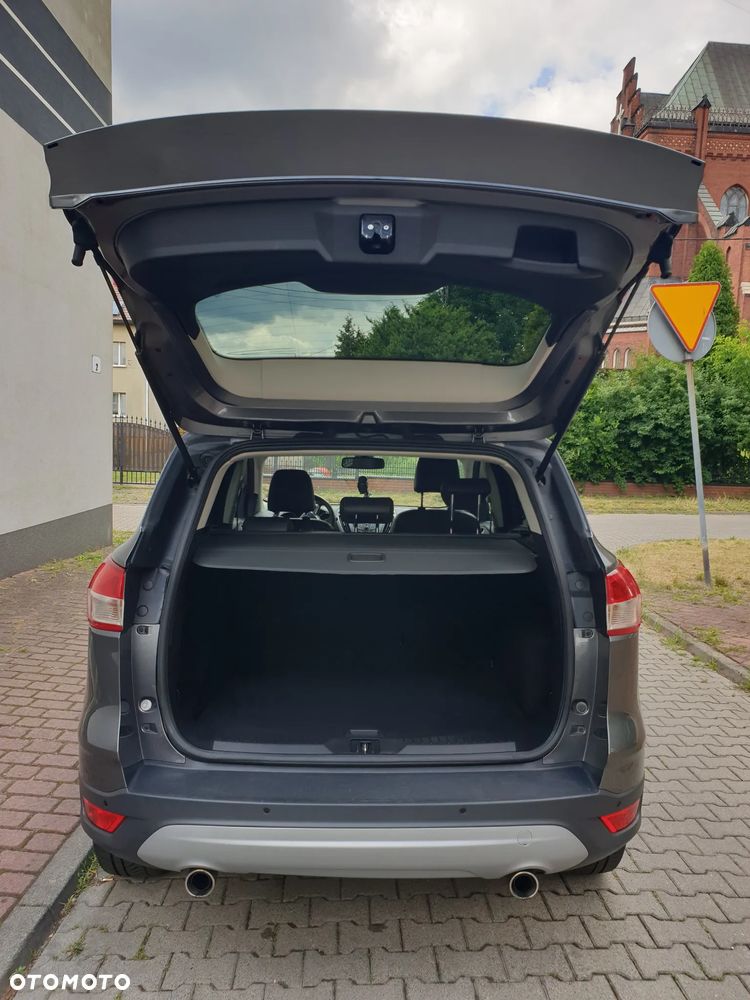 Ford Kuga 2.0 TDCi 4x4 Titanium - 38