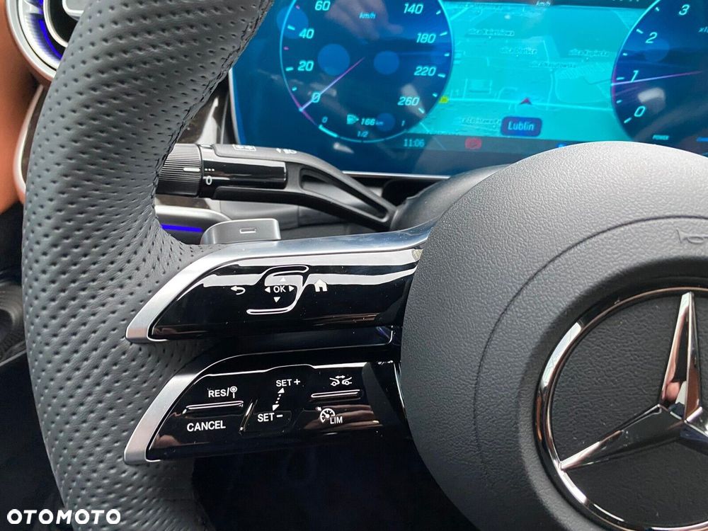 Mercedes-Benz GLC - 12