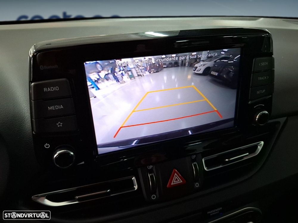 Hyundai i30 1.0 T-GDI Style Plus — fotografia 18