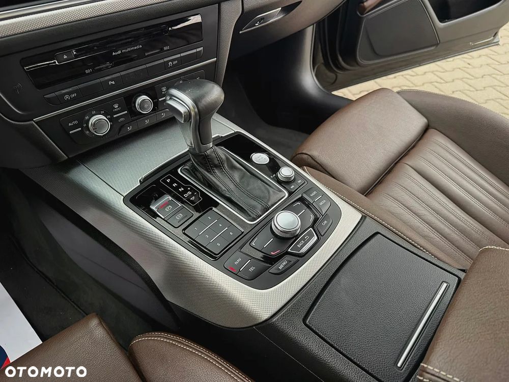 Audi A6 Avant 2.0 TFSI multitronic sport selection - 32