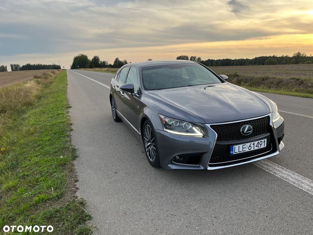 Lexus LS 460 F Sport - 2