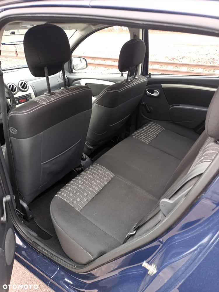 Dacia Sandero 1.2 16V - 11