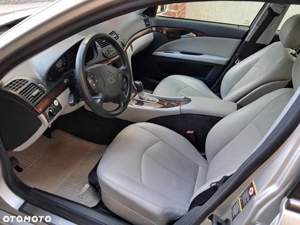 Mercedes-Benz Klasa E 220 CDI Automatik Classic - 9