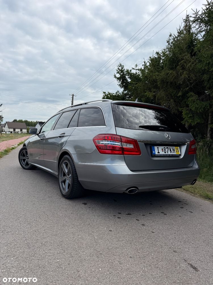 Mercedes-Benz Klasa E 350 CDI DPF 4Matic BlueEFFICIENCY 7G-TRONIC Elegance - 7