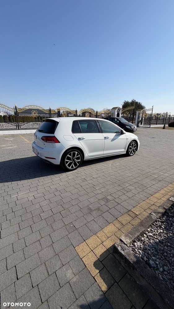 Volkswagen Golf - 20