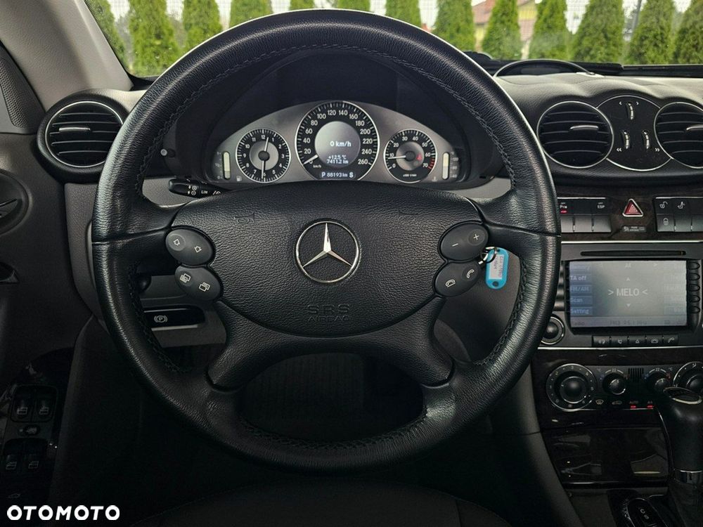 Mercedes-Benz CLK - 21