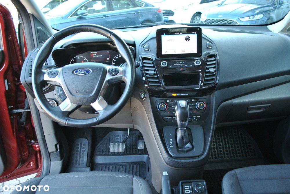 Ford Tourneo Connect Grand - 17
