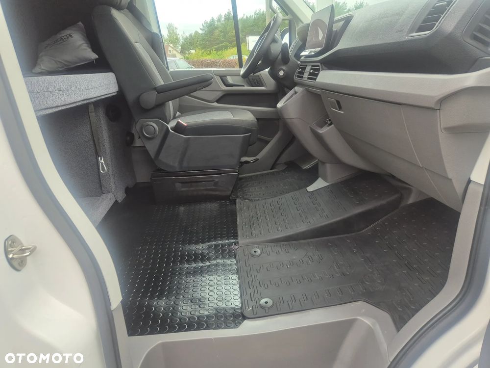 Volkswagen Crafter - 10