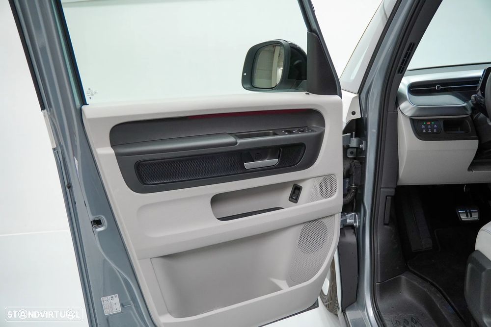 VW ID.Buzz 91 kWh Pro - 23