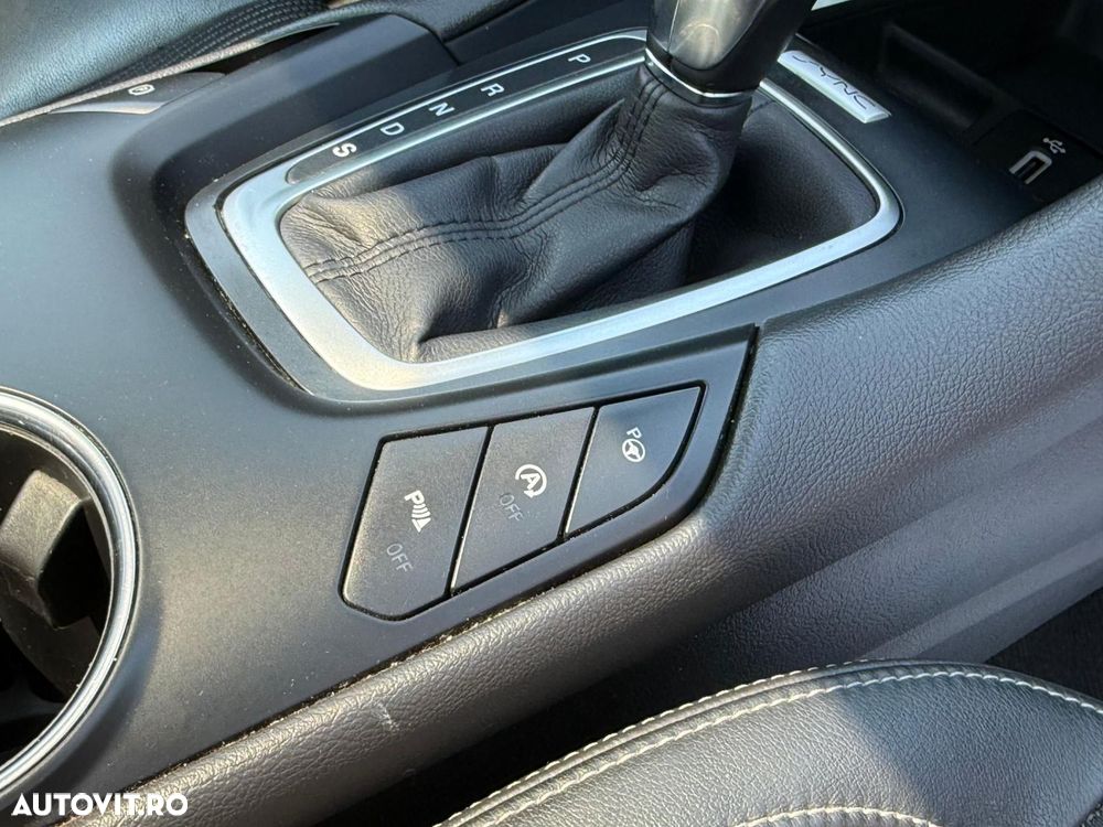 Ford Mondeo - 22