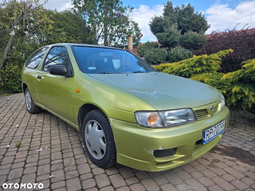 Nissan Almera - 1