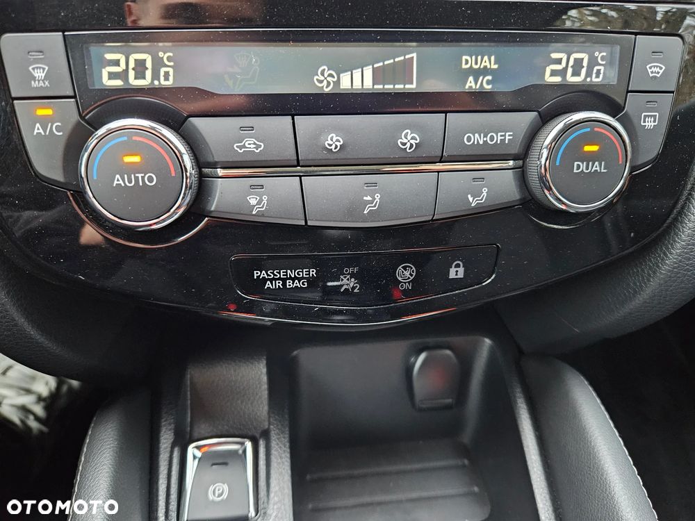 Nissan Qashqai 1.2 DIG-T N-Connecta - 27